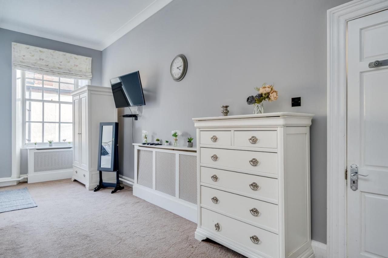 Wakefield Town House Villa Esterno foto