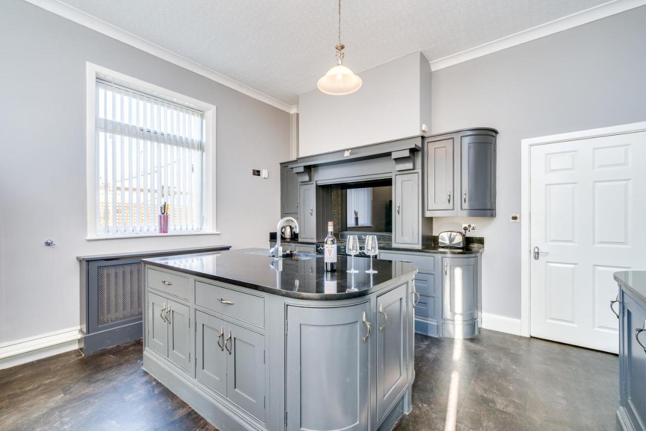 Wakefield Town House Villa Esterno foto