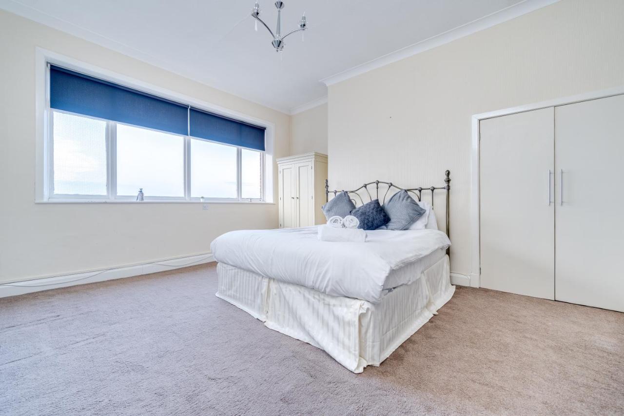 Wakefield Town House Villa Esterno foto